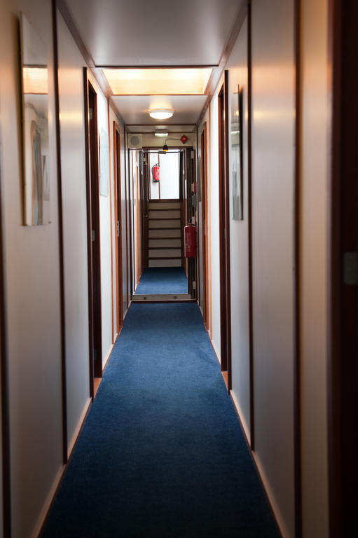 Hotelboot Sarah アムステルダム 部屋 写真
