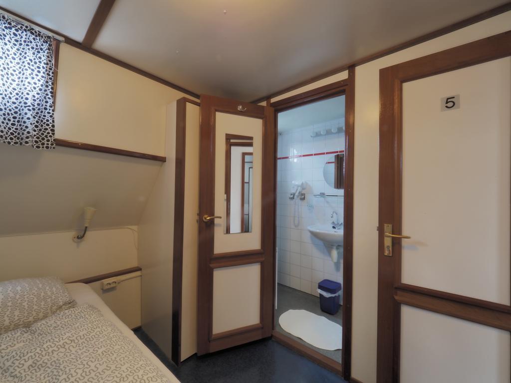 Hotelboot Sarah アムステルダム エクステリア 写真